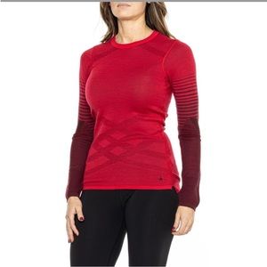 NWT Smartwool Intraknit Merino 200 Base Layer Top Size Small Color Pomegranate